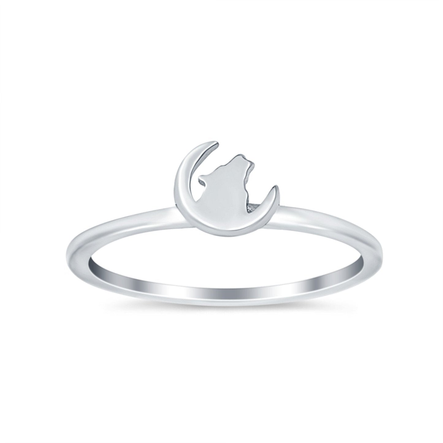 Howling Wolf on Moon Ring