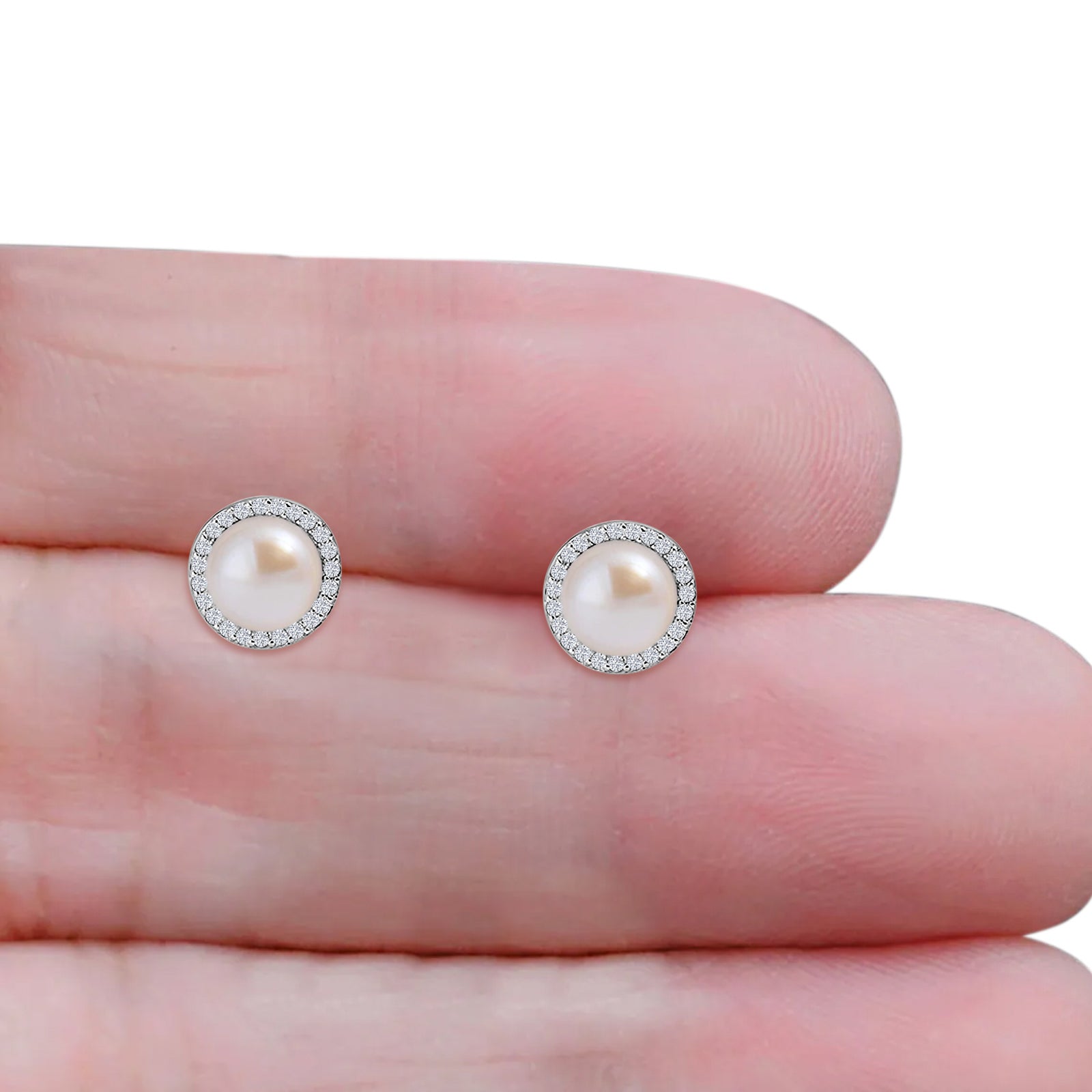 Round Pearl Stud Earring